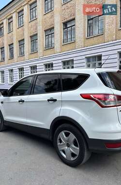 Внедорожник / Кроссовер Ford Escape 2014 в 
