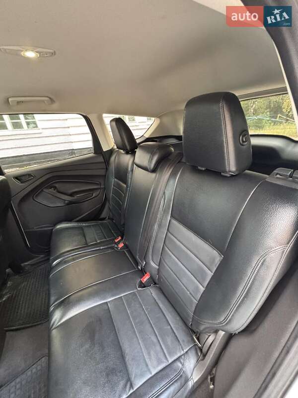 Внедорожник / Кроссовер Ford Escape 2014 в Славуте