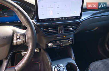 Внедорожник / Кроссовер Ford Escape 2023 в 