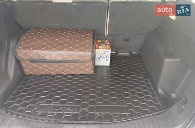 Внедорожник / Кроссовер Ford Escape 2014 в 