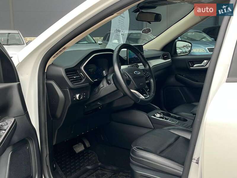 Внедорожник / Кроссовер Ford Escape 2020 в Львове