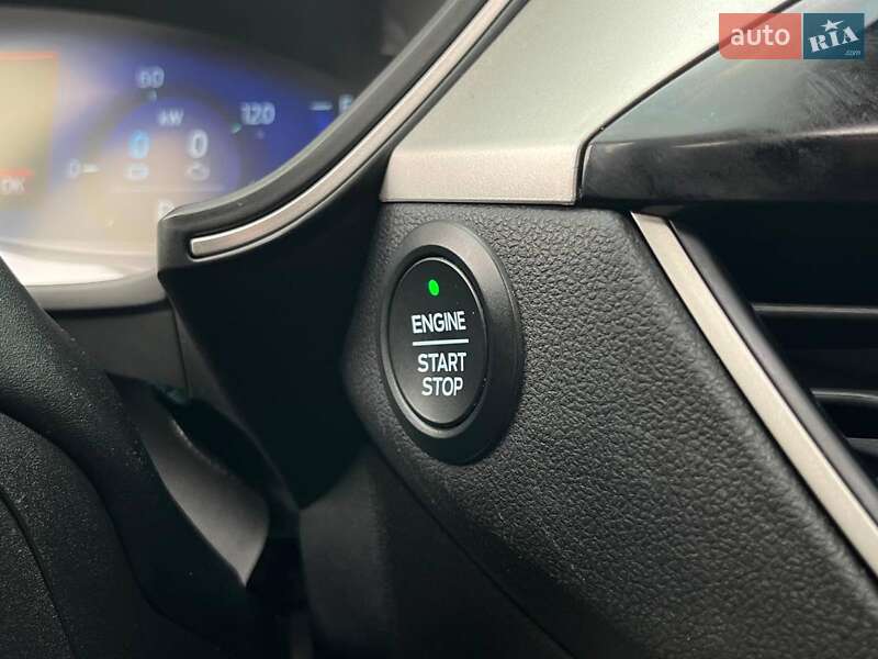Внедорожник / Кроссовер Ford Escape 2020 в Львове