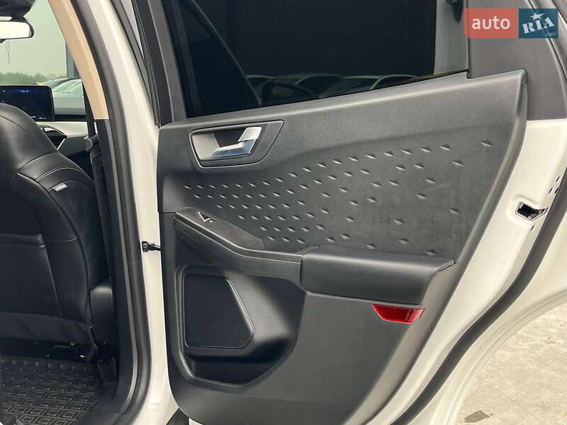 Внедорожник / Кроссовер Ford Escape 2020 в Львове