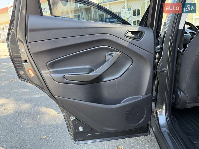 Внедорожник / Кроссовер Ford Escape 2018 в Тернополе