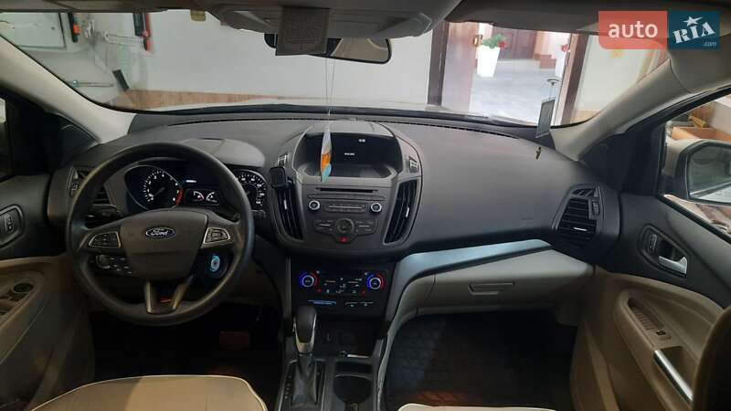 Внедорожник / Кроссовер Ford Escape 2017 в Тернополе фото 2 Внедорожник / Кроссовер Ford Escape 2017 в Тернополе