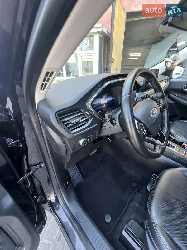 Внедорожник / Кроссовер Ford Escape 2021 в Дубно фото 60 Внедорожник / Кроссовер Ford Escape 2021 в Дубно