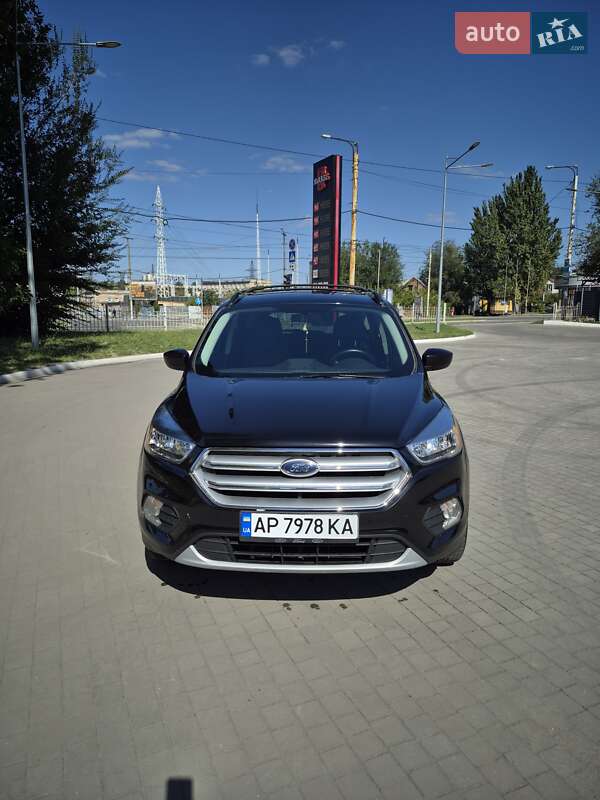 Внедорожник / Кроссовер Ford Escape 2019 в Запорожье