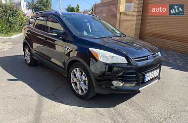 Внедорожник / Кроссовер Ford Escape 2015 в 