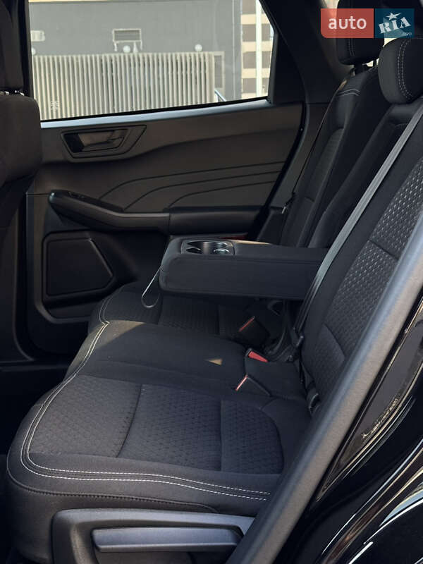 Внедорожник / Кроссовер Ford Escape 2023 в Киеве