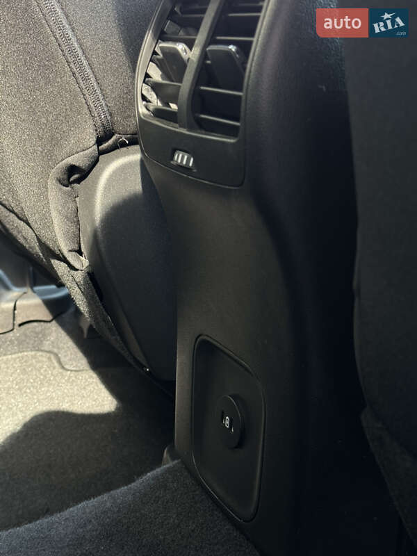 Внедорожник / Кроссовер Ford Escape 2023 в Киеве