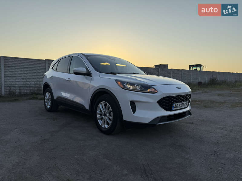 Внедорожник / Кроссовер Ford Escape 2021 в Виннице