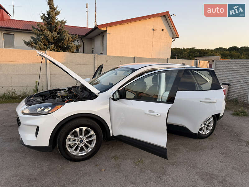 Внедорожник / Кроссовер Ford Escape 2021 в Виннице