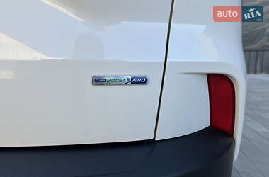 Внедорожник / Кроссовер Ford Escape 2019 в 