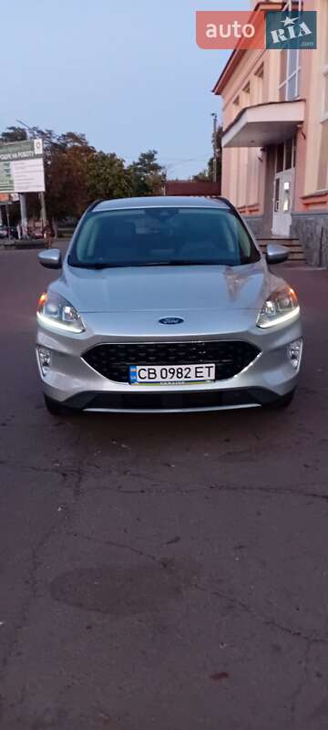 Внедорожник / Кроссовер Ford Escape 2020 в 