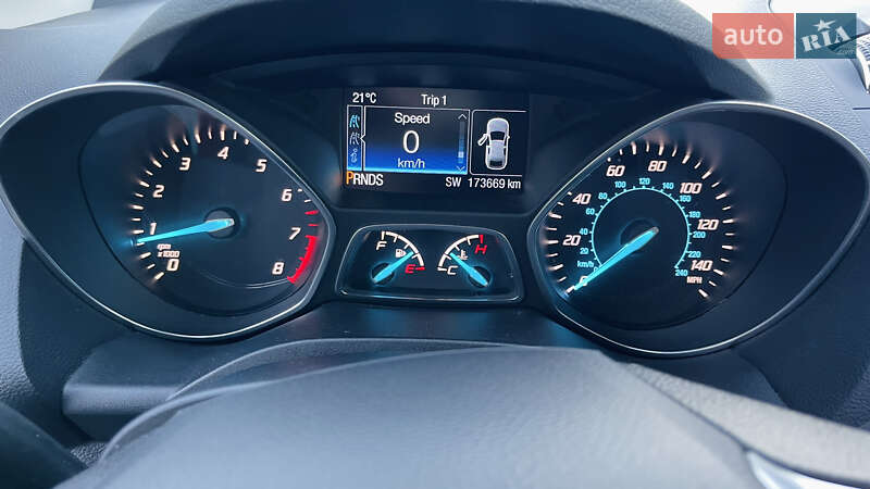 Внедорожник / Кроссовер Ford Escape 2015 в Львове