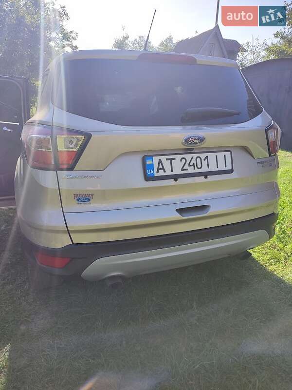 Внедорожник / Кроссовер Ford Escape 2017 в Калуше фото 2 Внедорожник / Кроссовер Ford Escape 2017 в Калуше