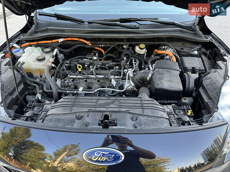 Внедорожник / Кроссовер Ford Escape 2020 в Черкассах