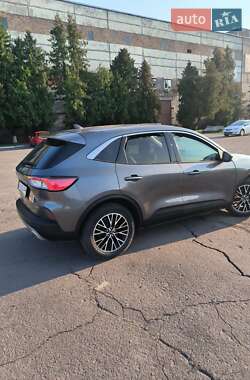 Внедорожник / Кроссовер Ford Escape 2022 в 