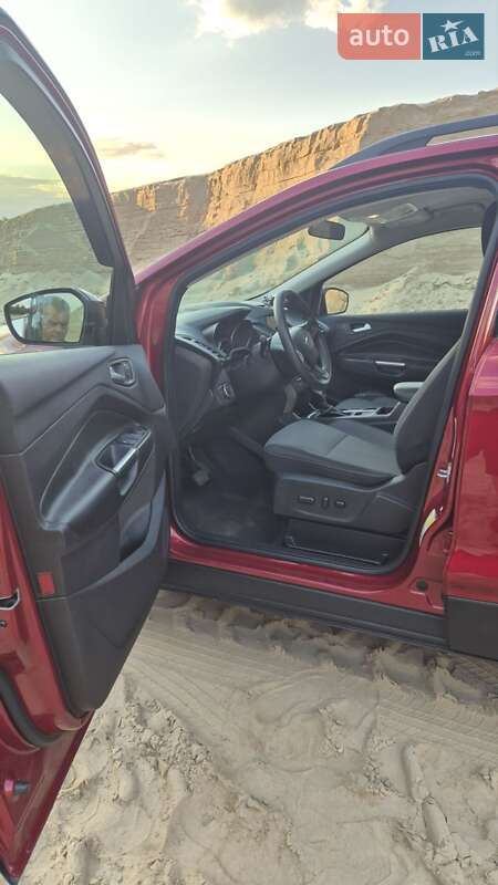 Внедорожник / Кроссовер Ford Escape 2018 в Днепре