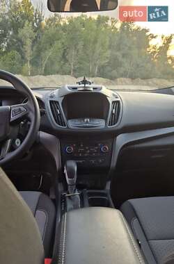 Внедорожник / Кроссовер Ford Escape 2018 в Днепре