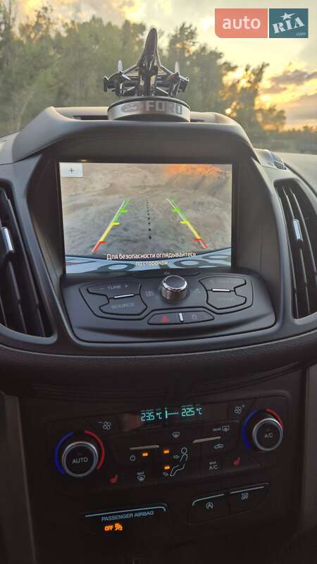Внедорожник / Кроссовер Ford Escape 2018 в Днепре
