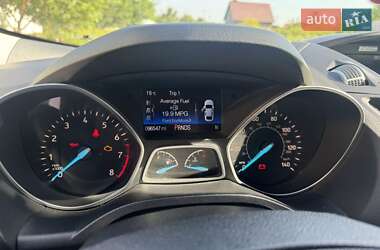 Позашляховик / Кросовер Ford Escape 2017 в 