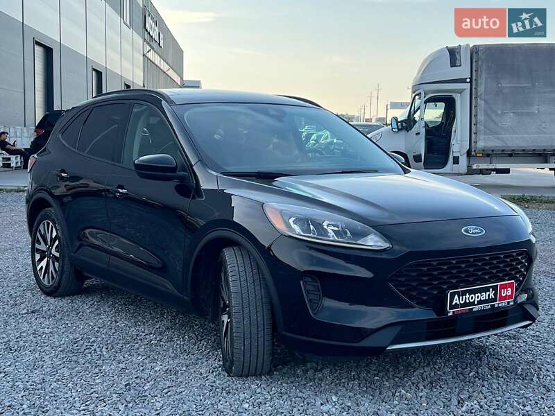 Внедорожник / Кроссовер Ford Escape 2020 в Львове