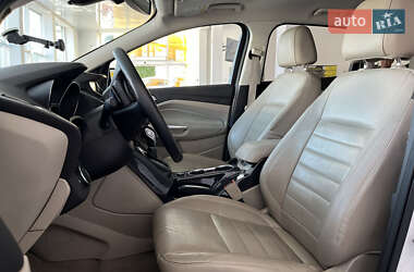 Внедорожник / Кроссовер Ford Escape 2014 в 