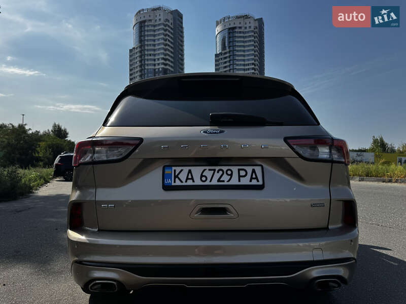 Внедорожник / Кроссовер Ford Escape 2019 в Киеве