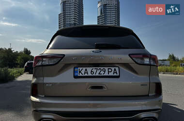 Позашляховик / Кросовер Ford Escape 2019 в 