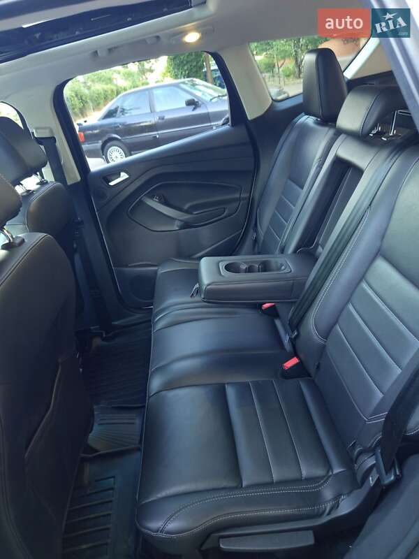 Позашляховик / Кросовер Ford Escape 2015 в Одесі фото 15 Позашляховик / Кросовер Ford Escape 2015 в Одесі