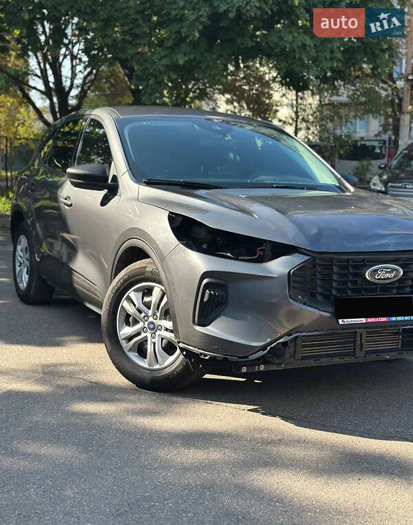 Внедорожник / Кроссовер Ford Escape 2023 в Киеве