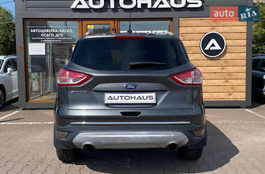 Внедорожник / Кроссовер Ford Escape 2016 в 