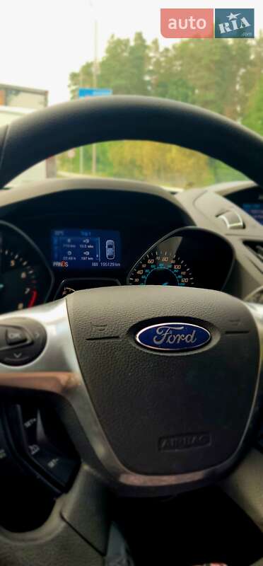 Внедорожник / Кроссовер Ford Escape 2013 в Киеве