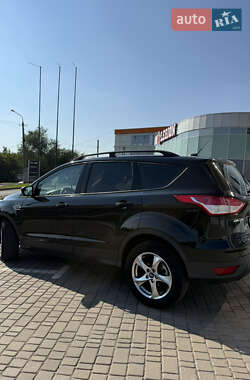 Внедорожник / Кроссовер Ford Escape 2013 в 