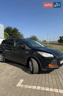 Внедорожник / Кроссовер Ford Escape 2013 в 