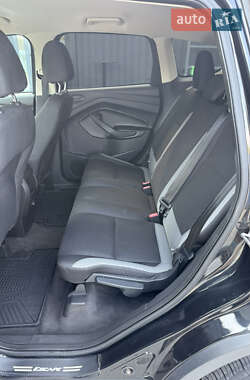 Внедорожник / Кроссовер Ford Escape 2013 в 