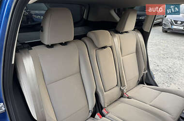 Внедорожник / Кроссовер Ford Escape 2017 в 