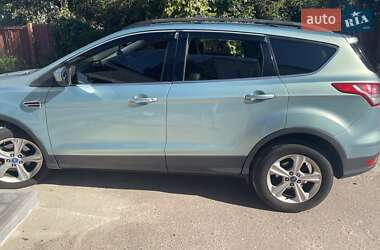 Внедорожник / Кроссовер Ford Escape 2013 в 