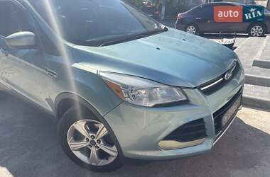 Внедорожник / Кроссовер Ford Escape 2013 в 