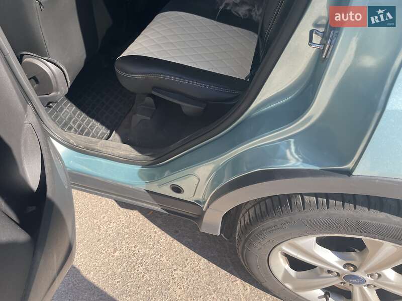 Внедорожник / Кроссовер Ford Escape 2013 в Чернигове фото 10 Внедорожник / Кроссовер Ford Escape 2013 в Чернигове