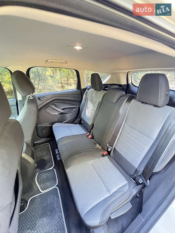 Внедорожник / Кроссовер Ford Escape 2016 в Днепре фото 10 Внедорожник / Кроссовер Ford Escape 2016 в Днепре