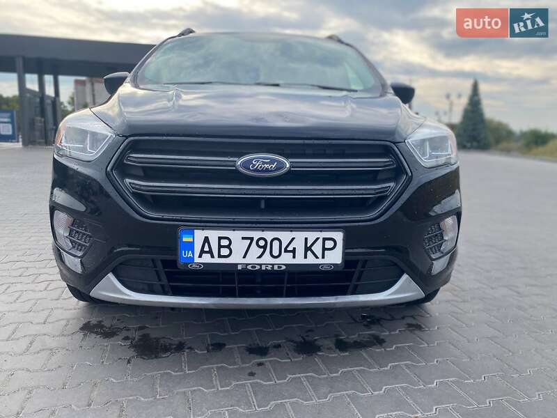 Внедорожник / Кроссовер Ford Escape 2019 в Виннице
