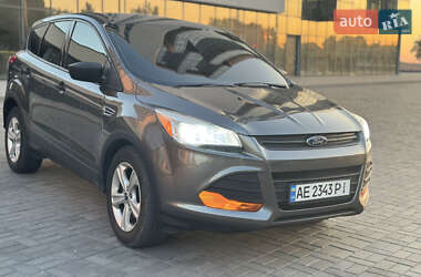 Внедорожник / Кроссовер Ford Escape 2015 в 