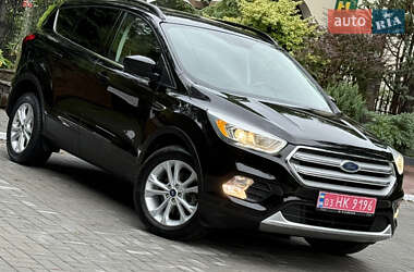 Внедорожник / Кроссовер Ford Escape 2019 в 