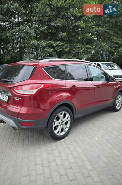 Внедорожник / Кроссовер Ford Escape 2014 в 
