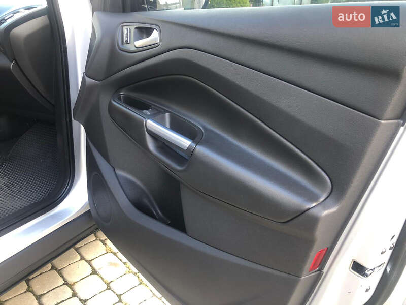 Внедорожник / Кроссовер Ford Escape 2014 в Трускавце