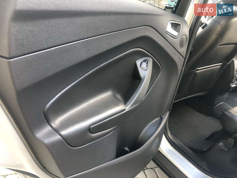 Внедорожник / Кроссовер Ford Escape 2014 в Трускавце