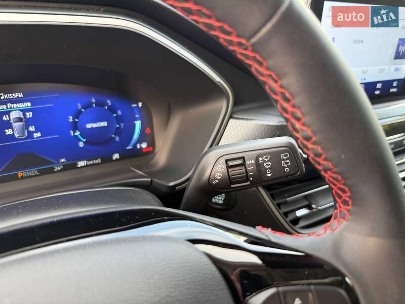 Внедорожник / Кроссовер Ford Escape 2022 в Киеве