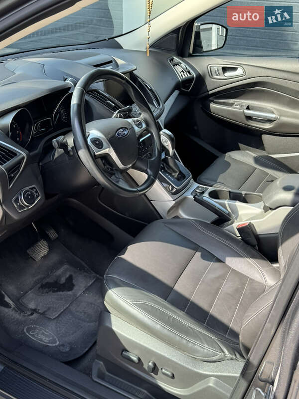 Внедорожник / Кроссовер Ford Escape 2013 в Тернополе